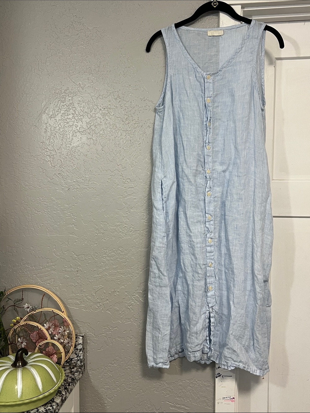 CP Shades Sleeveless Linen Dress Size Medium blue & white striped full button